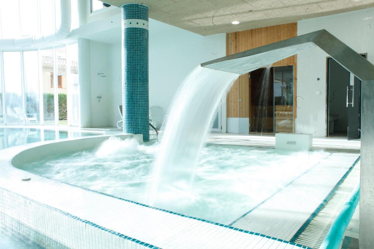 Hotel & Apartaments Thalassa Sport & Spa Roses Exterior photo