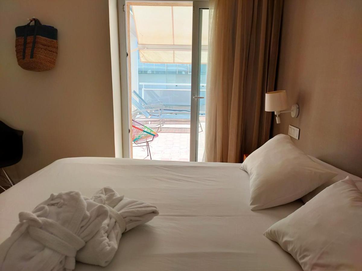 Hotel & Apartaments Thalassa Sport & Spa Roses Exterior photo
