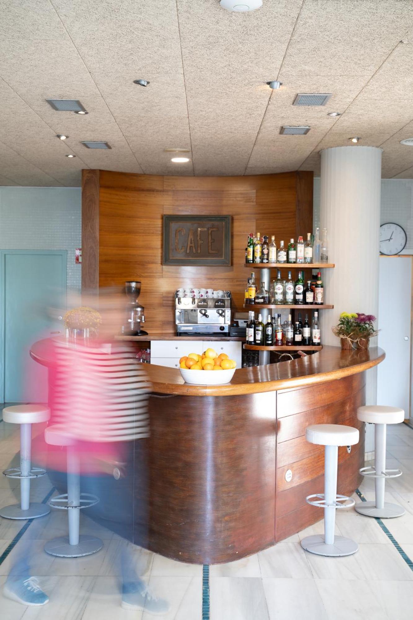Hotel & Apartaments Thalassa Sport & Spa Roses Exterior photo